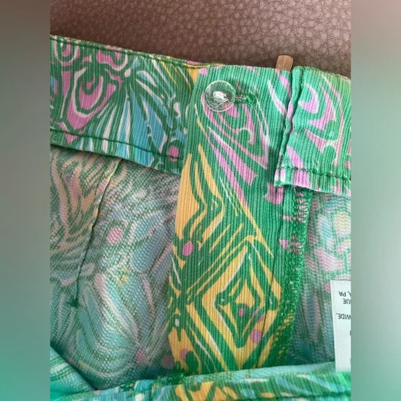 NWOT Vintage Lilly Pulitzer Dobby-Printed Deenie Shorts In Multi Sundance Print - Picture 13 of 17